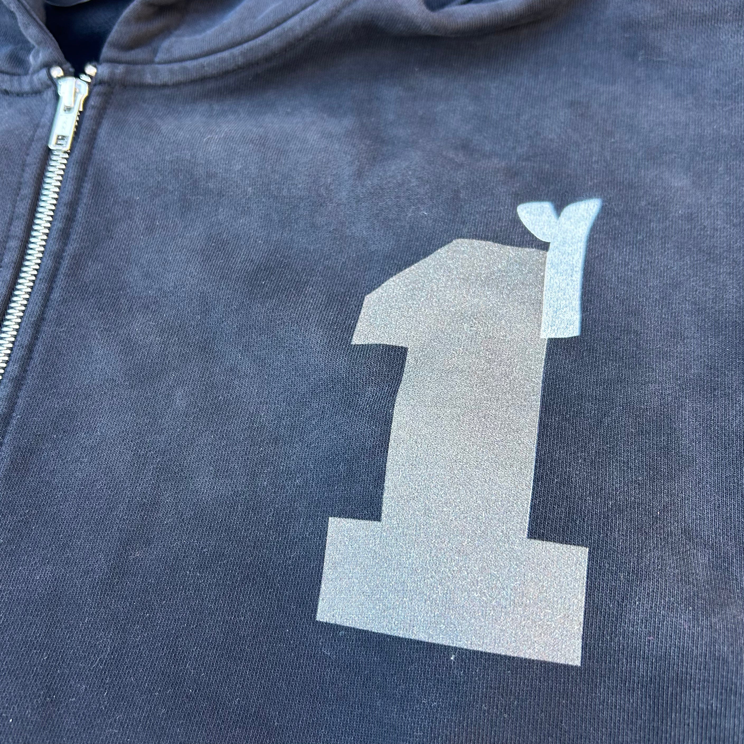 OMBRAGÉ ZIP UP - BLACK